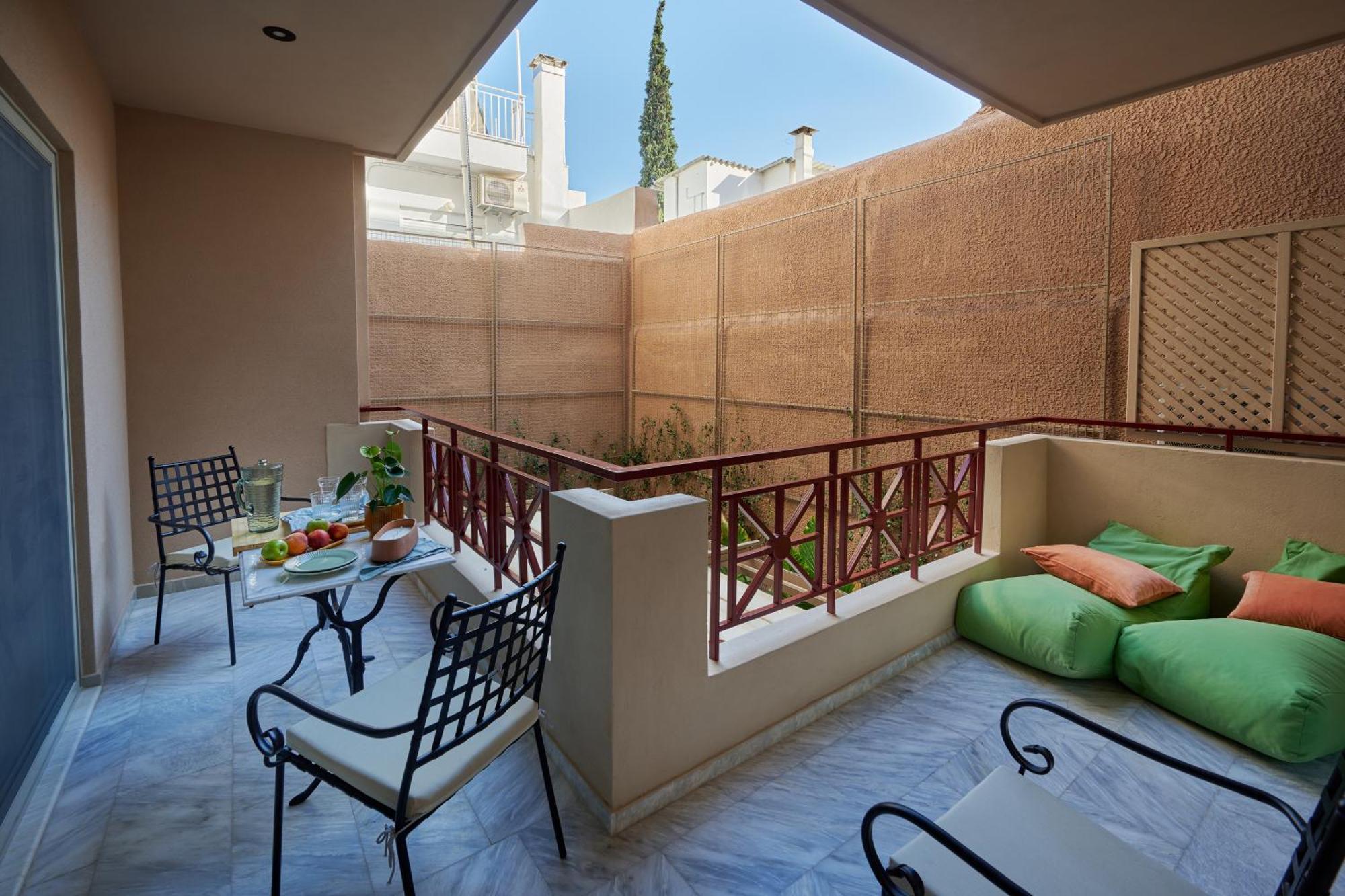 Rastoni Acropolis Uniquely Located Stylish Apartments أثينا المظهر الخارجي الصورة